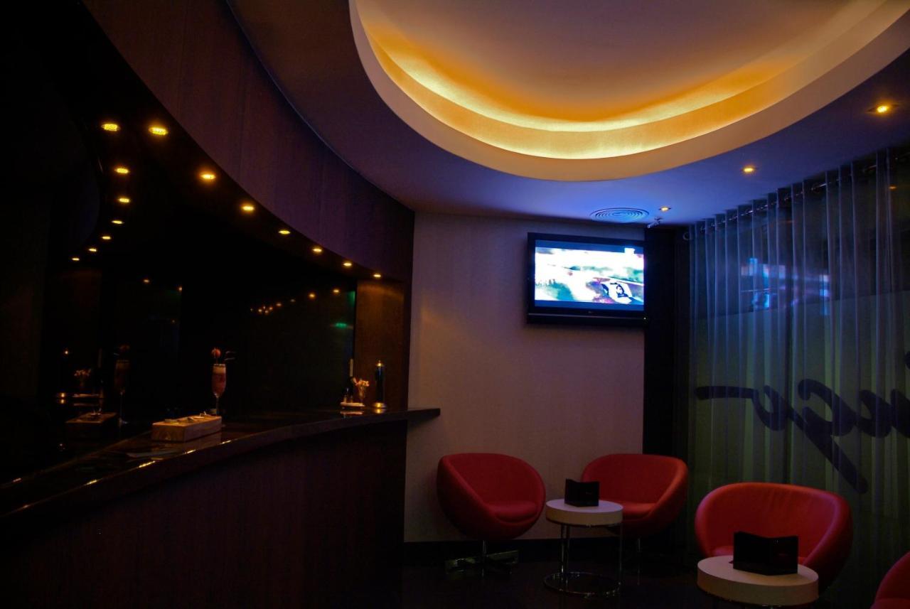 Motel Flamingo Perafita Екстериор снимка