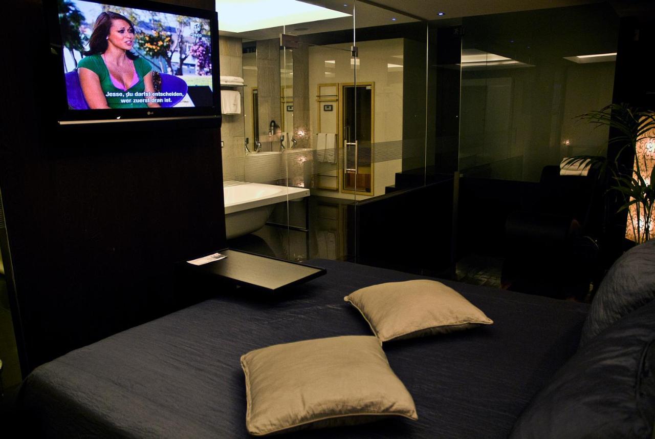 Motel Flamingo Perafita Екстериор снимка